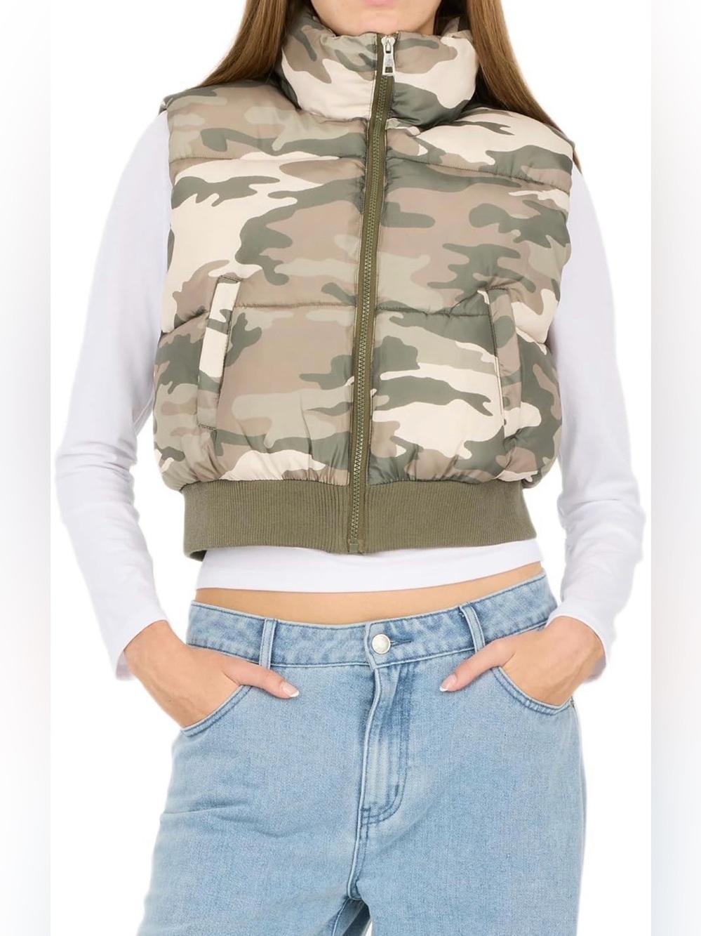 Forever 21 Women’s Camo Puffer Crop Vest - Green Camouflage - Medium